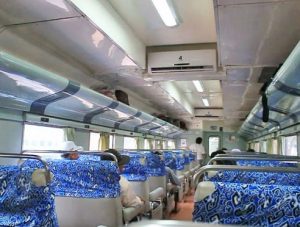 Interior Kereta Api Senja Utama Yogya