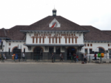 KA Stasiun Jatinegara KA Stasiun Jatinegara